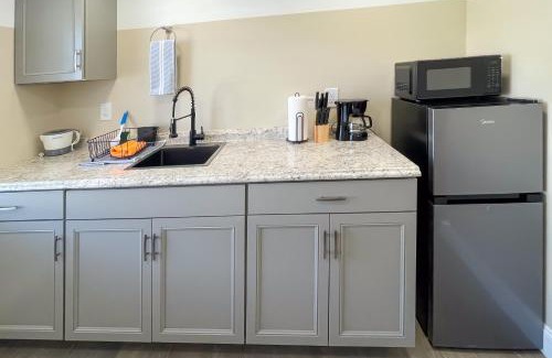 Iona Casa | Summerwind Studios