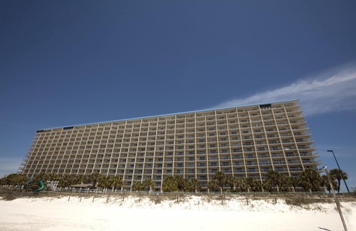 West Panama City Beach Condominio | Summit Beach Resort by Panhandle Getaways