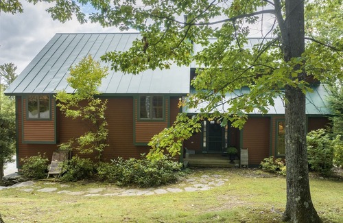 Ludlow Cabina | Summit Cabin In Ludlow 4 Bedroom Cabin by RedAwning