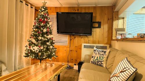 Algonquin Highlands Casa | Summit Cottage on Kawagama Lake