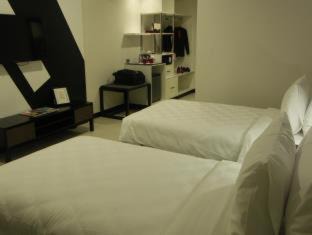 Valencia Hotel | Summit Hotel Magnolia