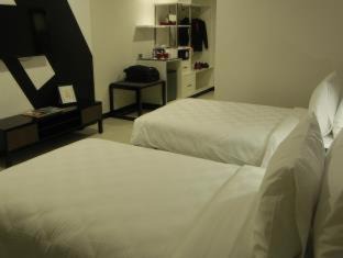Valencia Hotel | Summit Hotel Magnolia