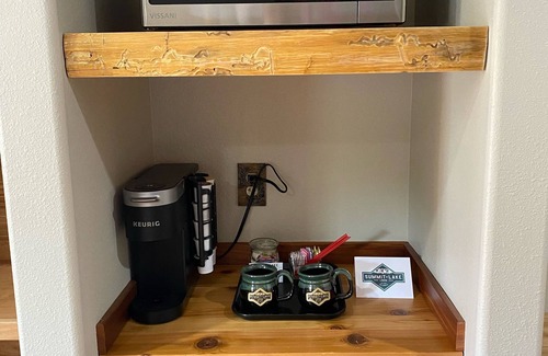 Moose Pass Cabina | Summit Lake Lodge