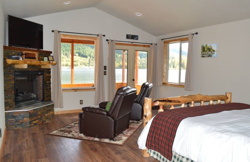Moose Pass Cabina | Summit Lake Lodge