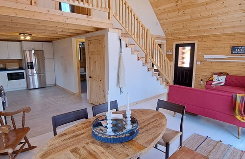 Antigonish County Casa | Summit Lodge - Lochaber Lake Lodges, Lakefront log cabin with year-round hot tub. Family friendly an