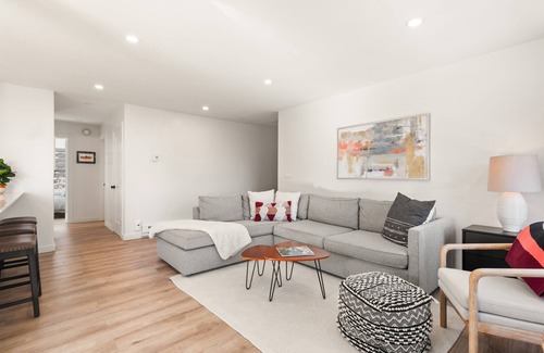 Snowmass Village Condominio | Summit Ridge Retreat | Remodeled w/ Slope Views