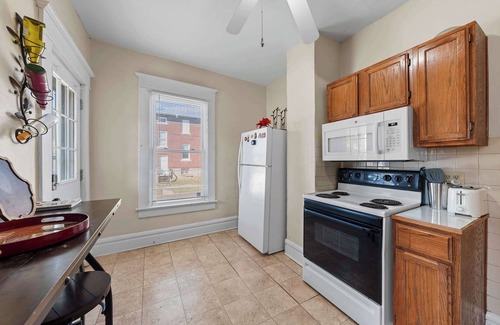 Old North Columbus Casa | Summit Scholars 2, For 6!