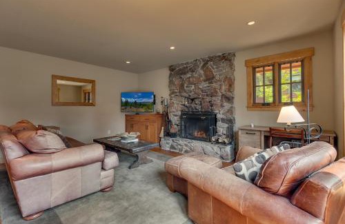 Olympic Valley Casa | Summit Solitude at Palisade Tahoe - Charming 5BR w Foosball & Shuffleboard Table & Pet Friendly