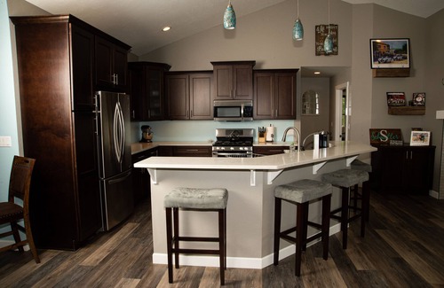 Plymouth Casa | ¡Summit Woods Hideaway! Casa de nueva construcción - Distancia a pie de Road America.