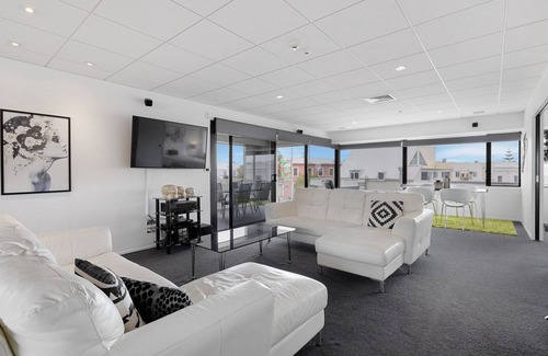 Sumner Otro | SUMNER RETREAT 1 - SUMNER HOLIDAY APARTMENT in Christchurch