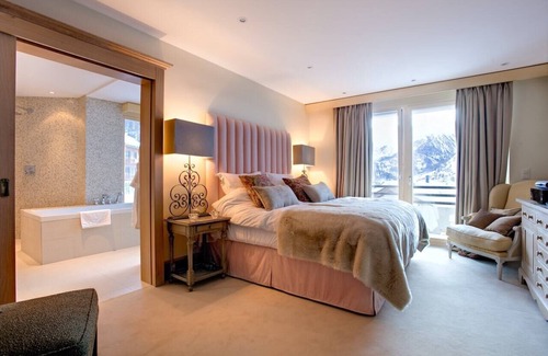 Zermatt Chalet De Esquí | Sumptuous Chalet with Scenic Matterhorn Views