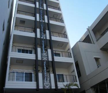 Asato Apartamento | Sumuka Asato Station 1K[F-5]