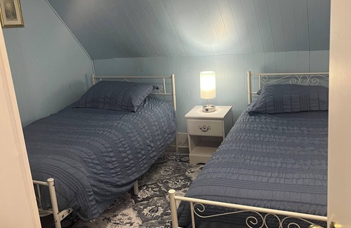 Richmond Otro | Sun and Stars farmhouse, North Cape Coastal drive