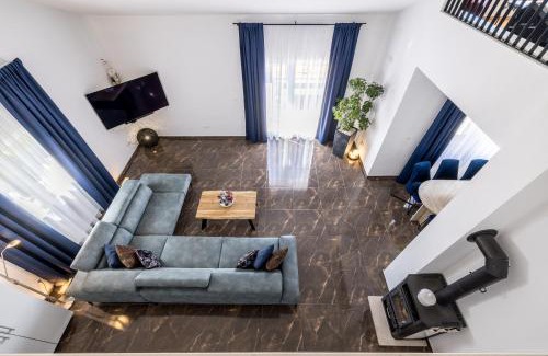 Kastel Stari Villa | Sun castle holiday house Babic