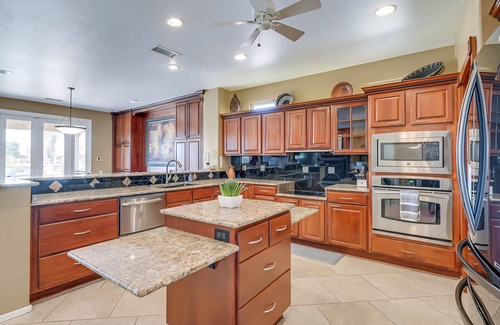 Surprise Casa | Sun City Grand Oasis - Heated Pool & Fairway Views, Golf Cart Rental Available
