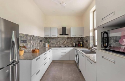 Nerul Villa | Sun Contemporary by Dia Hotels