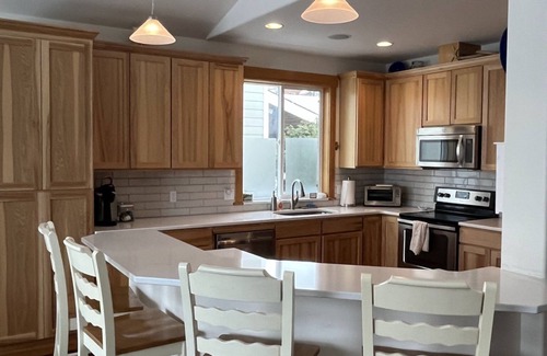 Orondo Casa | Sun Cove Escape - spacious and well-appointed home in a private community