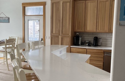 Orondo Casa | Sun Cove Escape - spacious and well-appointed home in a private community