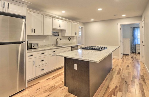 West Brookfield Casa | Sun-Dappled Retreat - Walk to Wickaboag Lake!