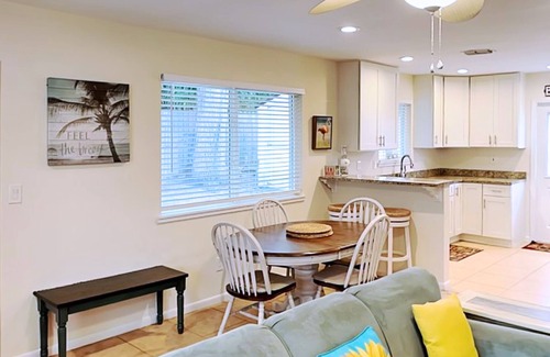 Butler Beach Cabaña | Sun Kissed Cottage