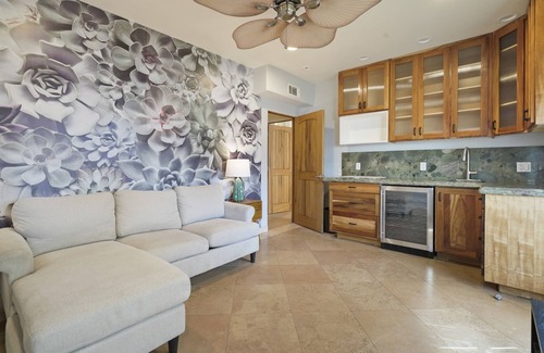 Silver Strand Casa | Sun-Washed Silver Strand Retreat |Rooftop Deck |Perfect for Families + Dogs!