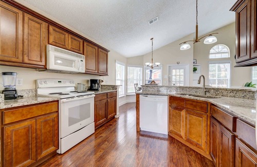 Lindfields Casa | Sun Kissed Pool Home in Kissimmee