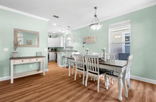 Villages of Crystal Beach Casa | Sun Kissed