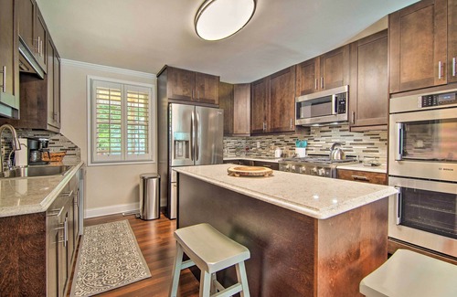 Como Casa | Sun-Lit Lake Geneva Sanctuary w/ BBQ Patio!