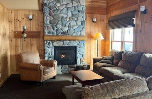 Winthrop Cabaña | Sun Mountain Lodge - Grand Suite - Beautiful Grand Suite Cabin #605