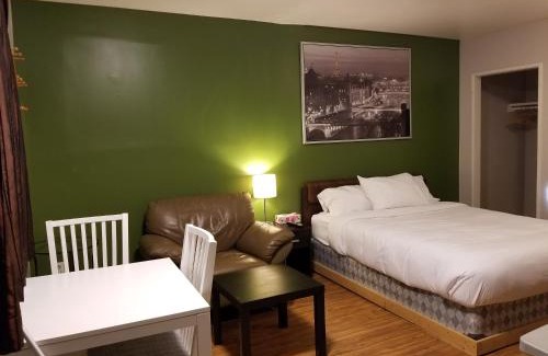 Sundre Hotel | Sun Plaza Motel