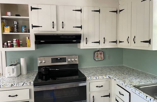 Harwich Cabaña | Sun Sand and Sky! Spacious central A/C pack your Kids, Pets & beach towels!