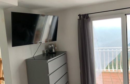 Perinaldo Casa | Sun. Sea. Mountains. Family-friendly village house in Liguria, Italy.
