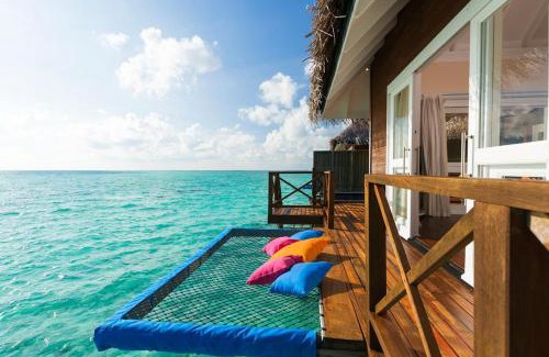 Vilu Reef Complejo | Sun Siyam Vilu Reef - 24 Hours All-Inclusive with Free Transfer