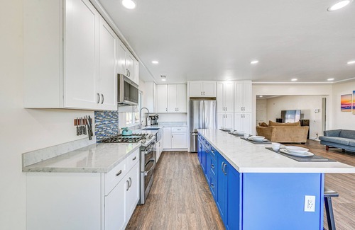 Lemon Grove Casa | Sun-Soaked Home < 9 Mi to Downtown San Diego