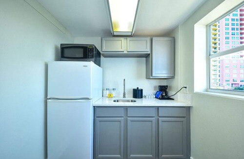 East Fort Lauderdale Hotel | Sun Tower Hotel & Suites on the Beach