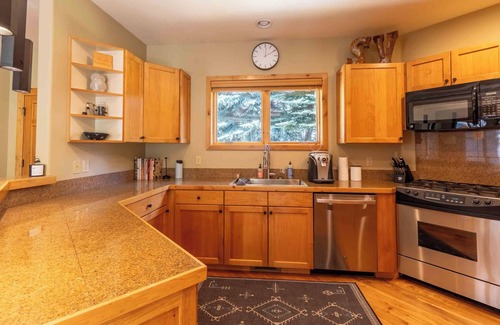 Sun Valley Casa | Sun Valley Hillside Home | Hot Tub + Mountain Views