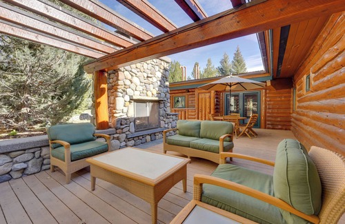 Weyyakin Ranch Casa | Sun Valley Log Home w/ Hot Tub & Mtn Views!