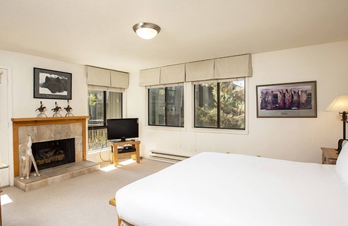 Elkhorn Cabina | Sun Valley Resort, Lodge II Three Bedroom Apartment