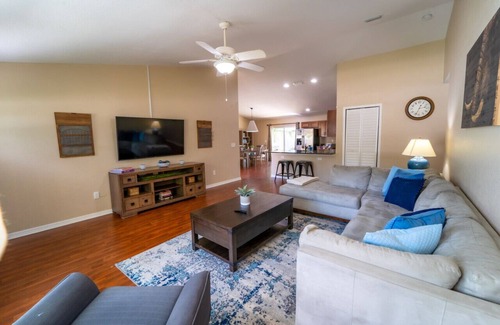 Temple Crest Casa | KMG: "SUN VILLA" 3BD 2BA TPA HOME W / SPA CERCA DE USF