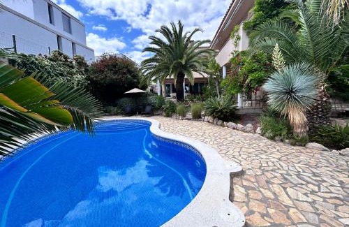 Cap de Salou Villa | SunAndBed Villa Sargantana