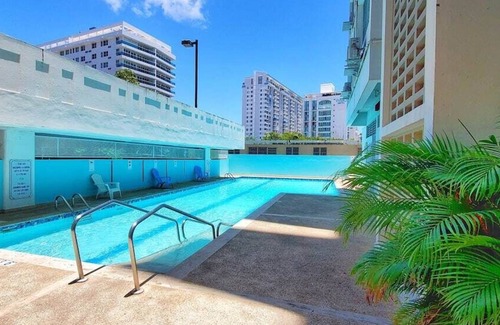 Isla Verde Apartamento | Sunbay Beach 2BDR Oceanview Pool Parking