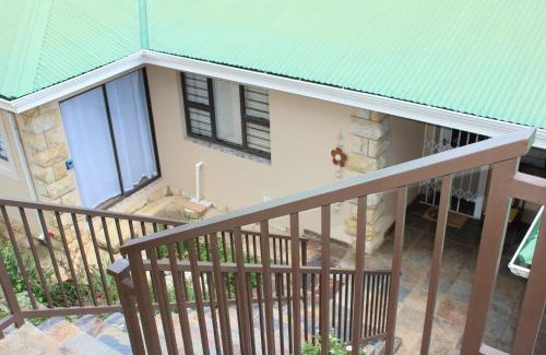 Clarens Casa | Sunbird Haven Self-Catering Sleeps 8