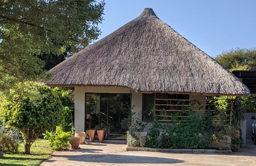 Kazungula Hotel | Sunbirds Cottage