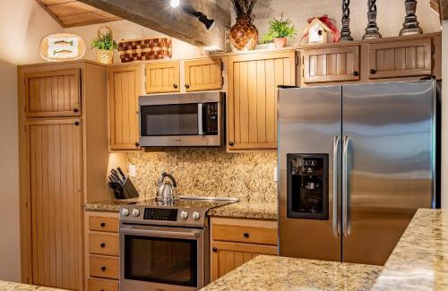 Elkhorn Village Casa | Sunburst Condo 2739