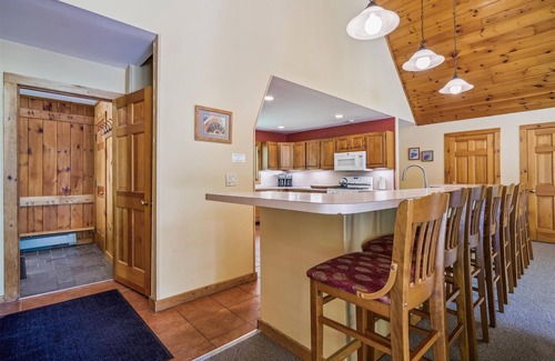 West Bridgewater Casa | Espectacular casa Sunburst para 25 personas con una bañera de hidromasaje interior y exterior. Perfecto para reuniones familiares y escapadas.