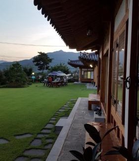 Suncheon Casa | Suncheon Sagyejeol Haeoreum Hanok Pension