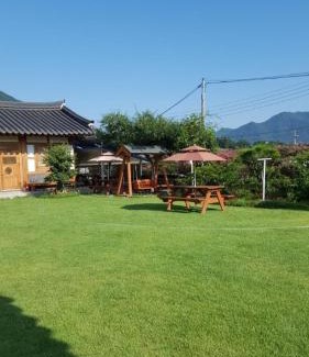 Suncheon Casa | Suncheon Sagyejeol Haeoreum Hanok Pension