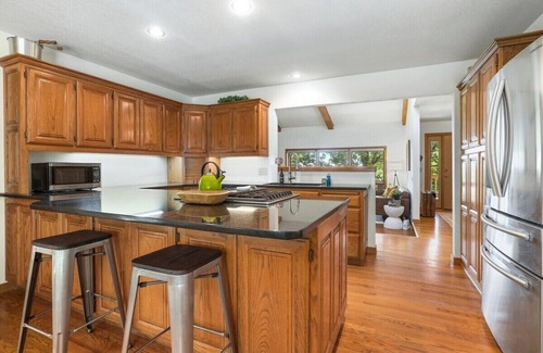 Fayetteville Casa | Sundown Hollow - Central Fayetteville - Sleeps 10