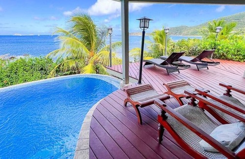 Virgin Gorda Villa | Sundowner in Nail Bay by Personal Villas - Romantic Beachfront with Private Infi