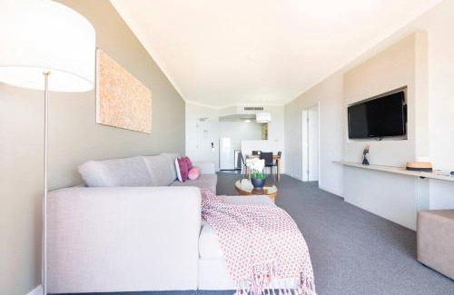 Darwin City Centre Apartamento | Sundrenched and Scenic with Sprawling Water Views